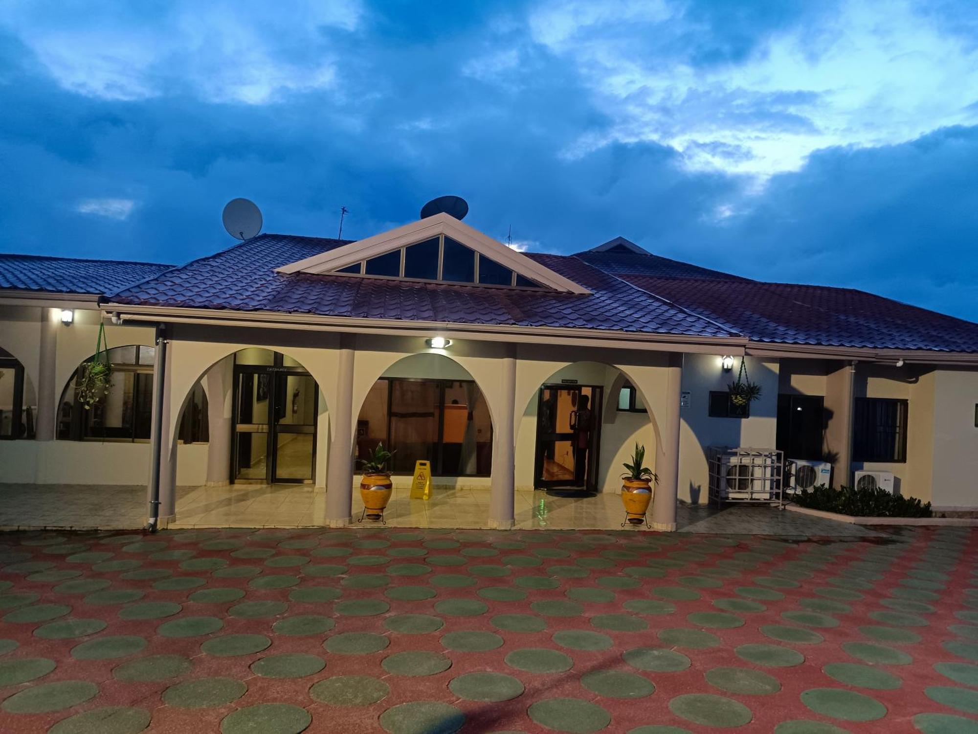 Prestige Guesthouse ,Ksi Kumasi Ngoại thất bức ảnh